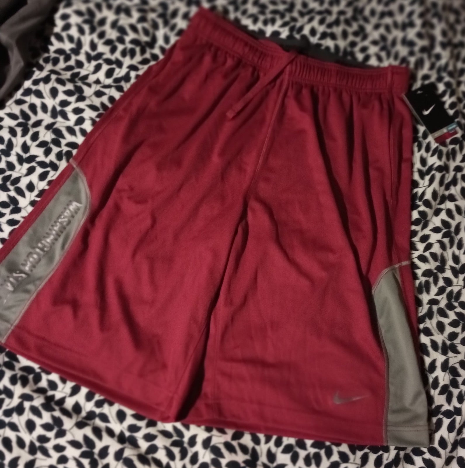 Nike Collegiate Shorts WSU, Size Large