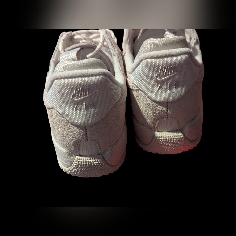 Gallery image 5 for Nike Air Force 1 Wild Low in Women's 6.5