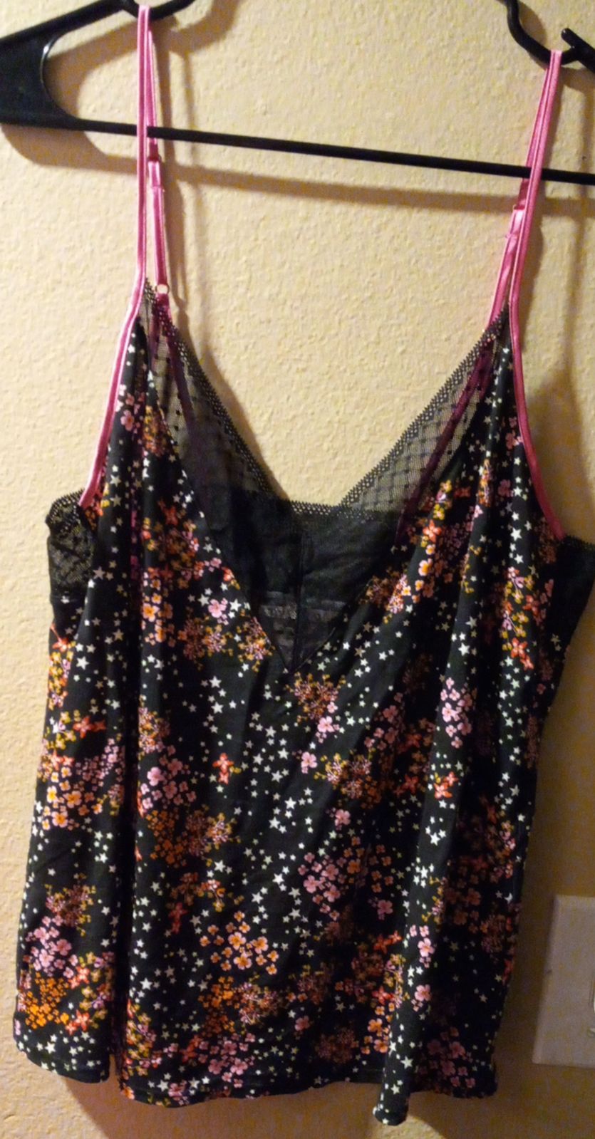 Victoria's Secret tank top, med