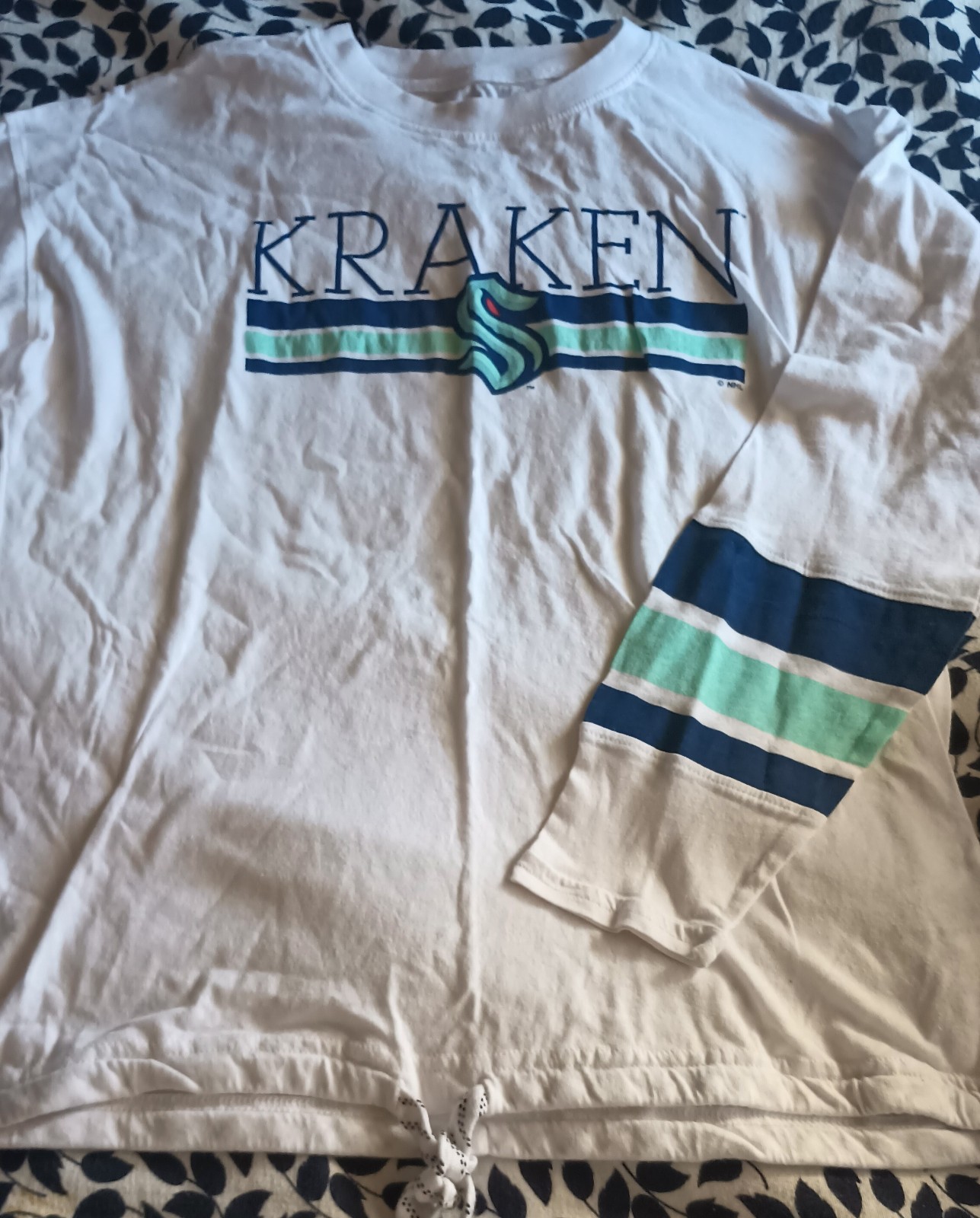 Gallery image 3 for Seattle KRAKEN Team Shirt, Youth Size Medium