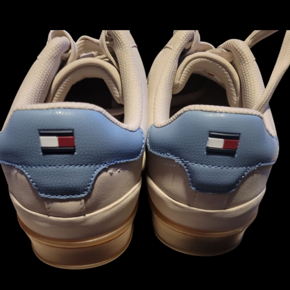 Gallery image 3 for Tommy Hilfiger Jolene T-Toe Lace-Up Sneakers