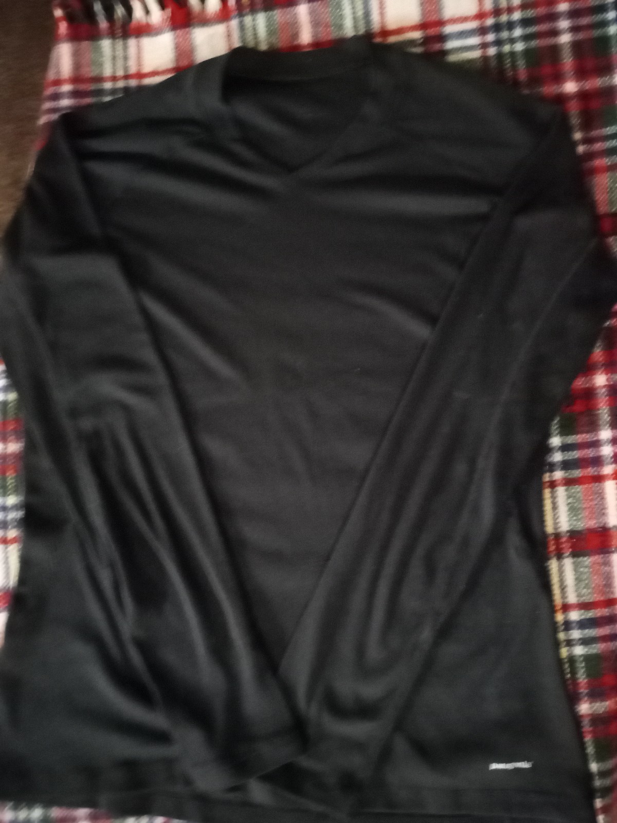 Gallery image 2 for Patagonia Mesh Long Sleeved V-Neck Shirt