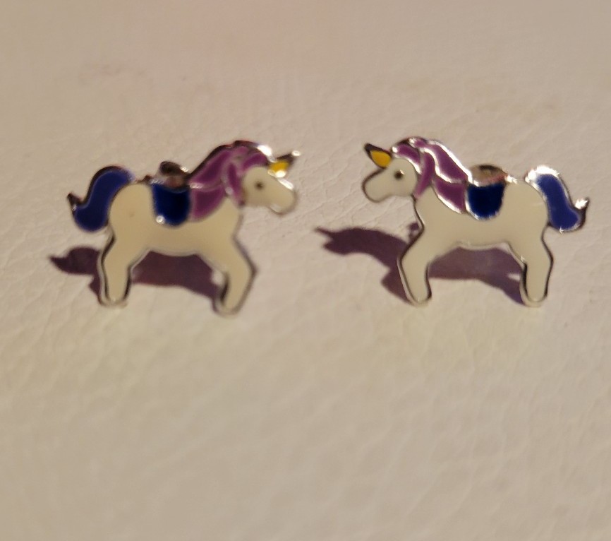 Unicorn Pierced Earrings 925 Silver