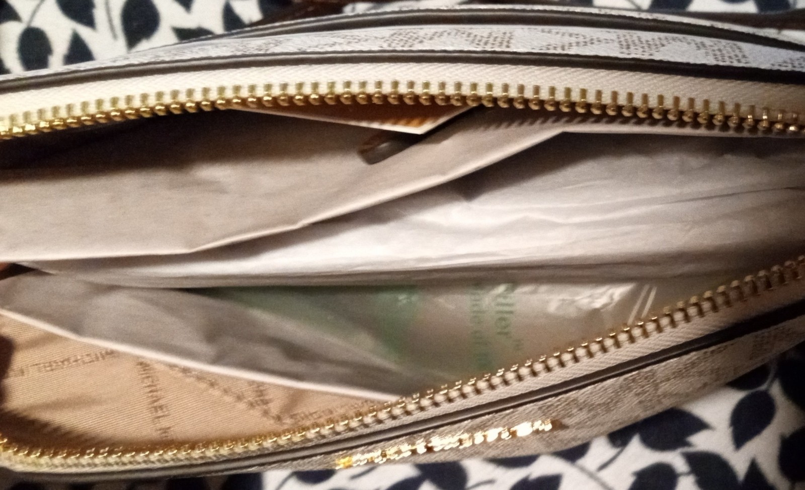 Gallery image 5 for Michael Kors Cindy Large Dome Crossbody