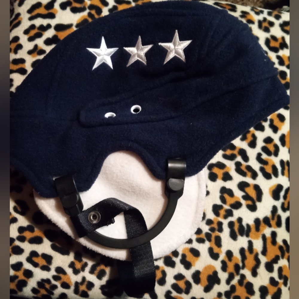 Gallery image 1 for Lululemon x USA Navy Hockey Tuque