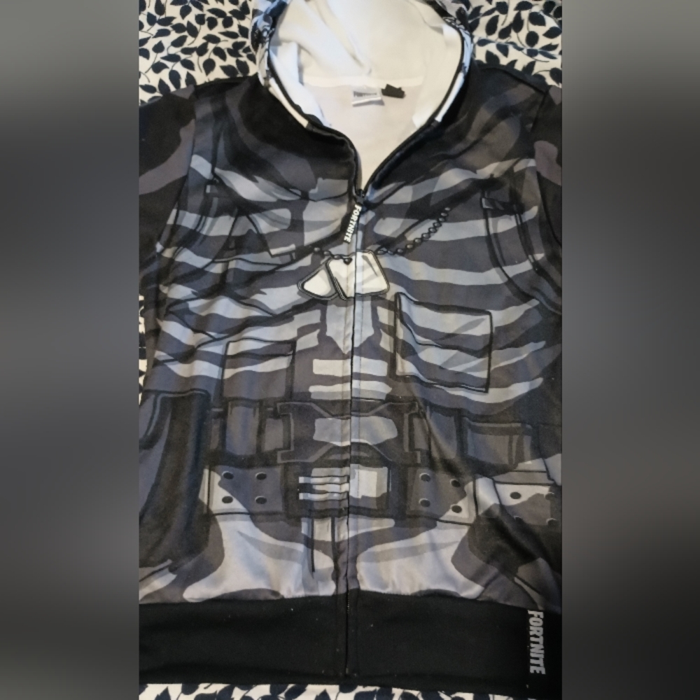 Gallery image 5 for Fortnite Hoodie, Youth Large