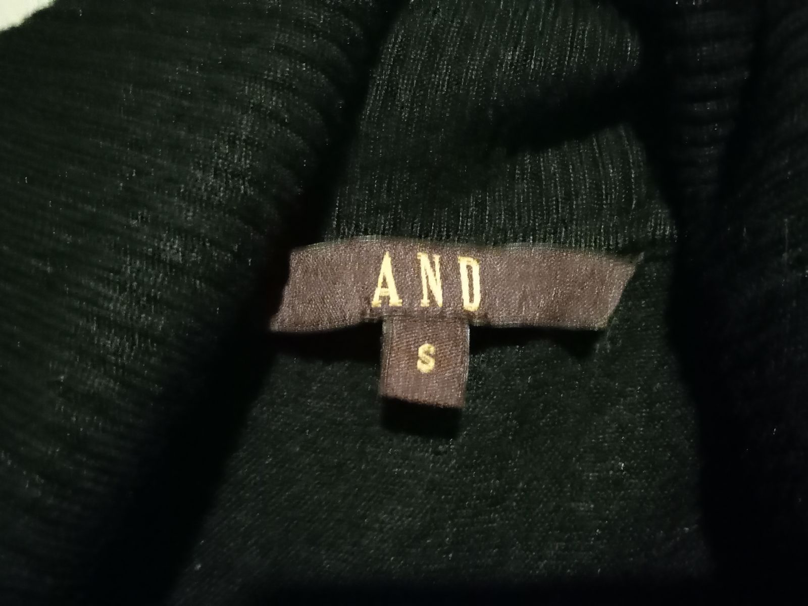 Gallery image 1 for Cardigan, Women's Small
