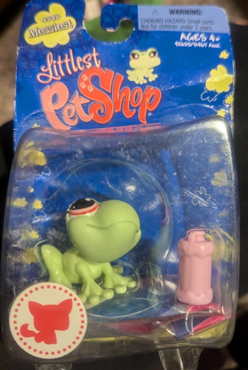 Littlest Pet Shop #898 Messiest Frog in Original Packaging