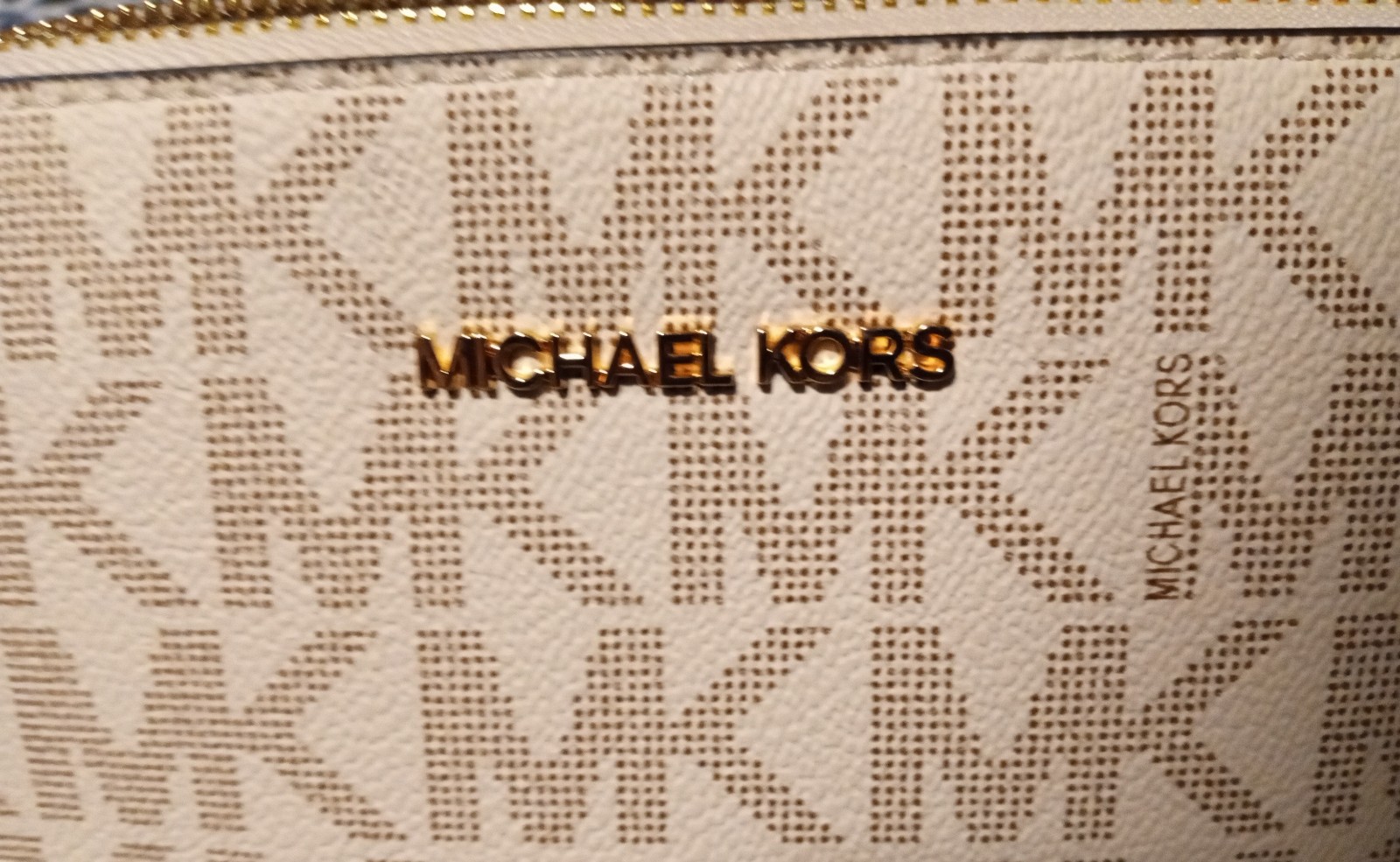 Gallery image 6 for Michael Kors Cindy Large Dome Crossbody