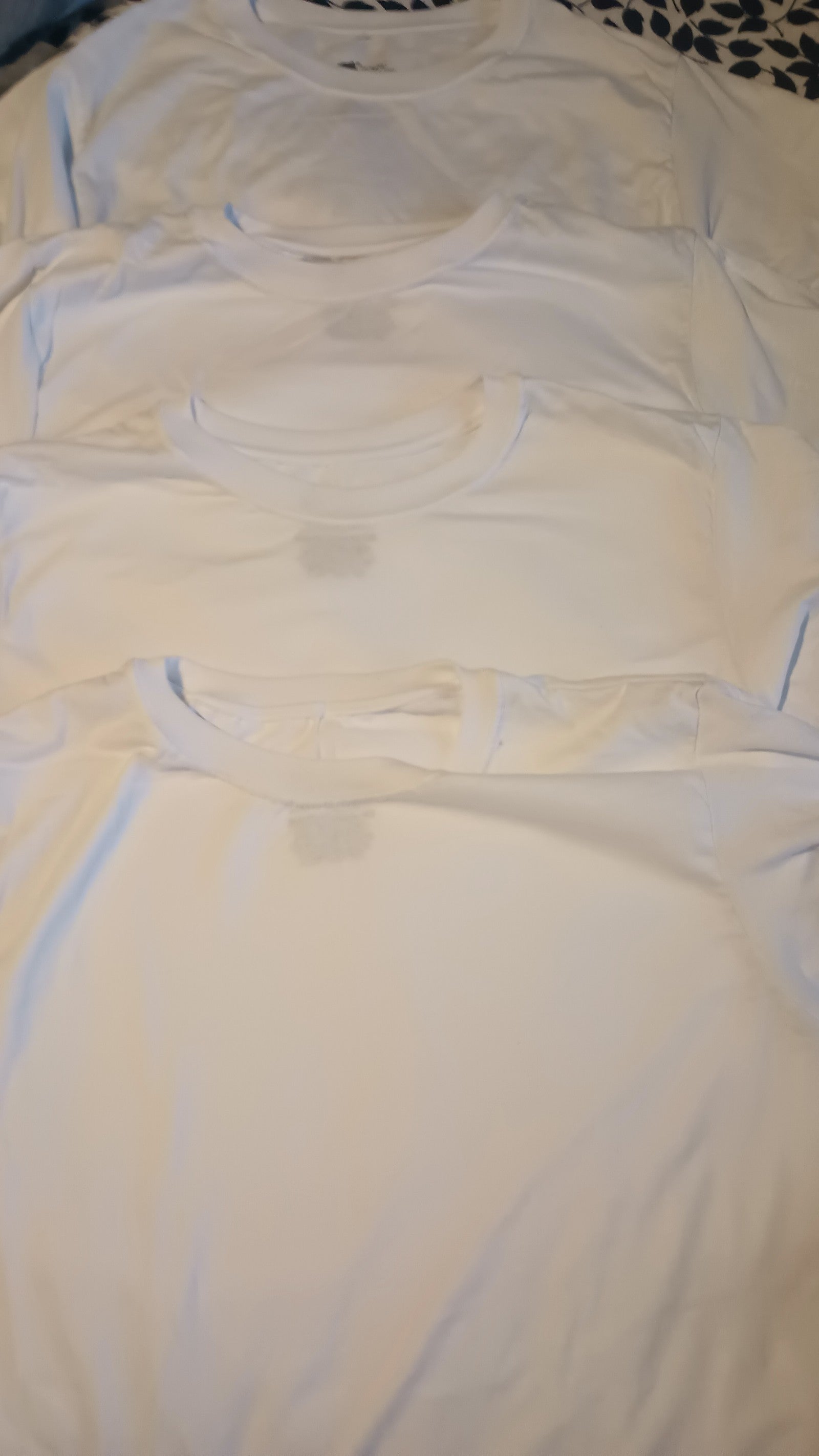 Gallery image 2 for Hanes 4 White Tees, Youth Size XL