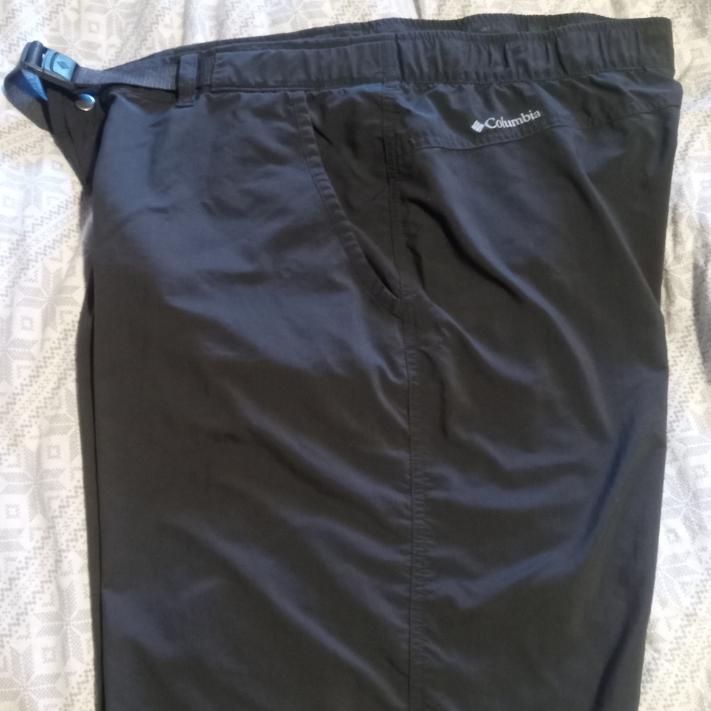 Gallery image 2 for Columbia Hiking Shorts, Men's Size 40W