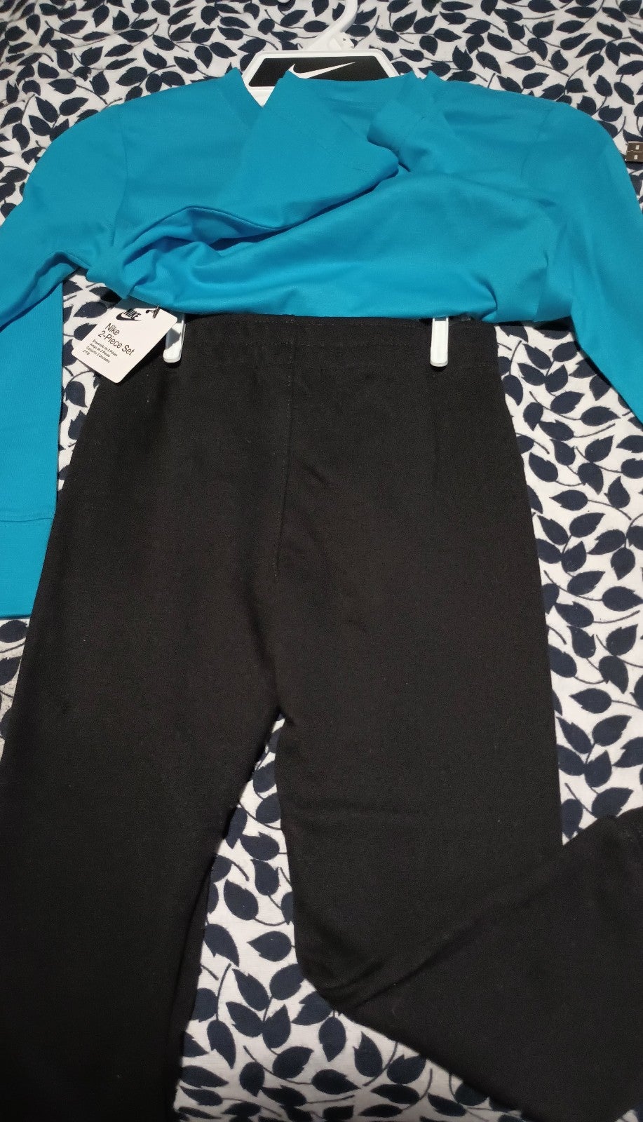 Gallery image 1 for Nike 2-Piece Matching Set, Boy's 4