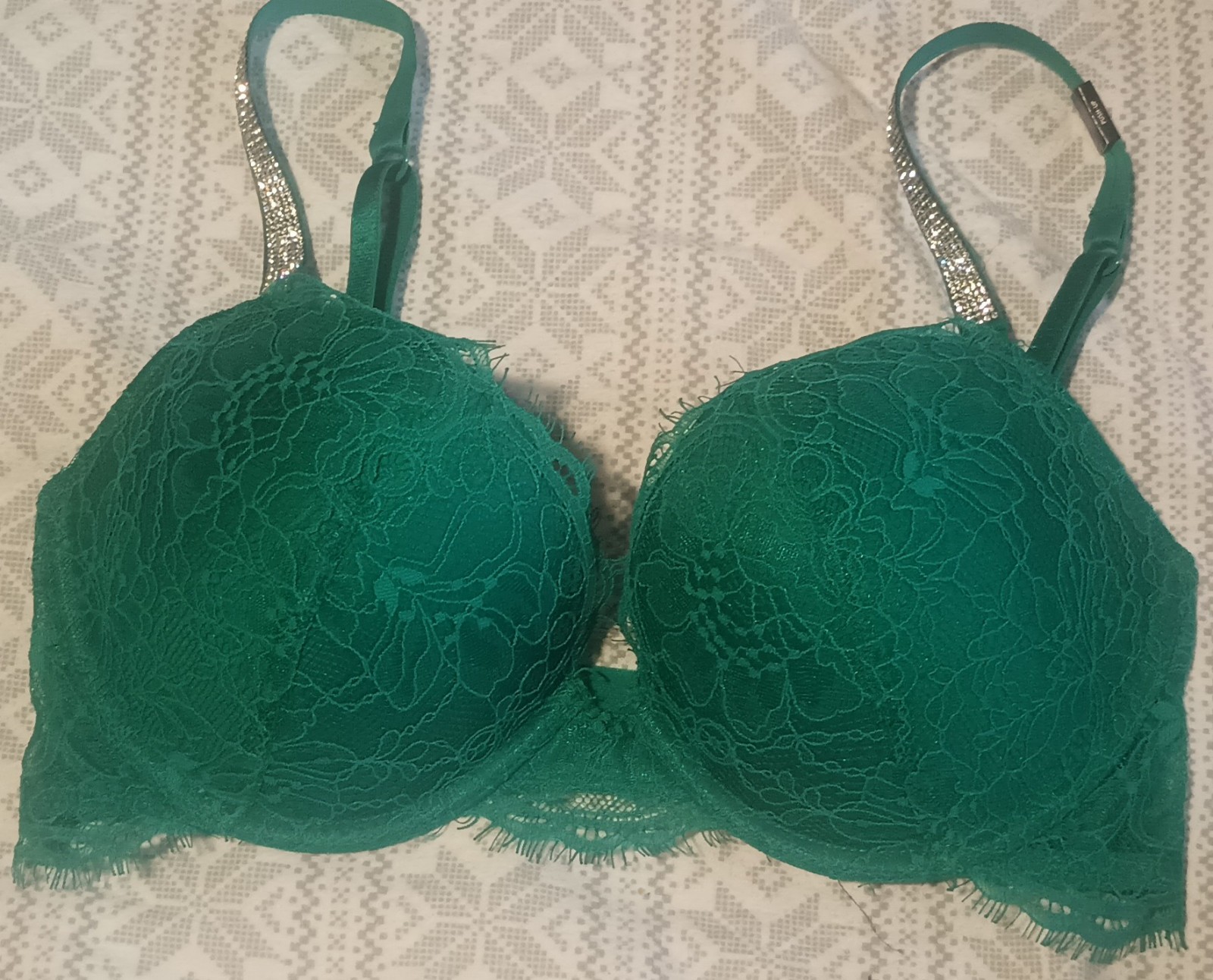 Victoria's Secret Very Sexy Push-Up Bra, 32D