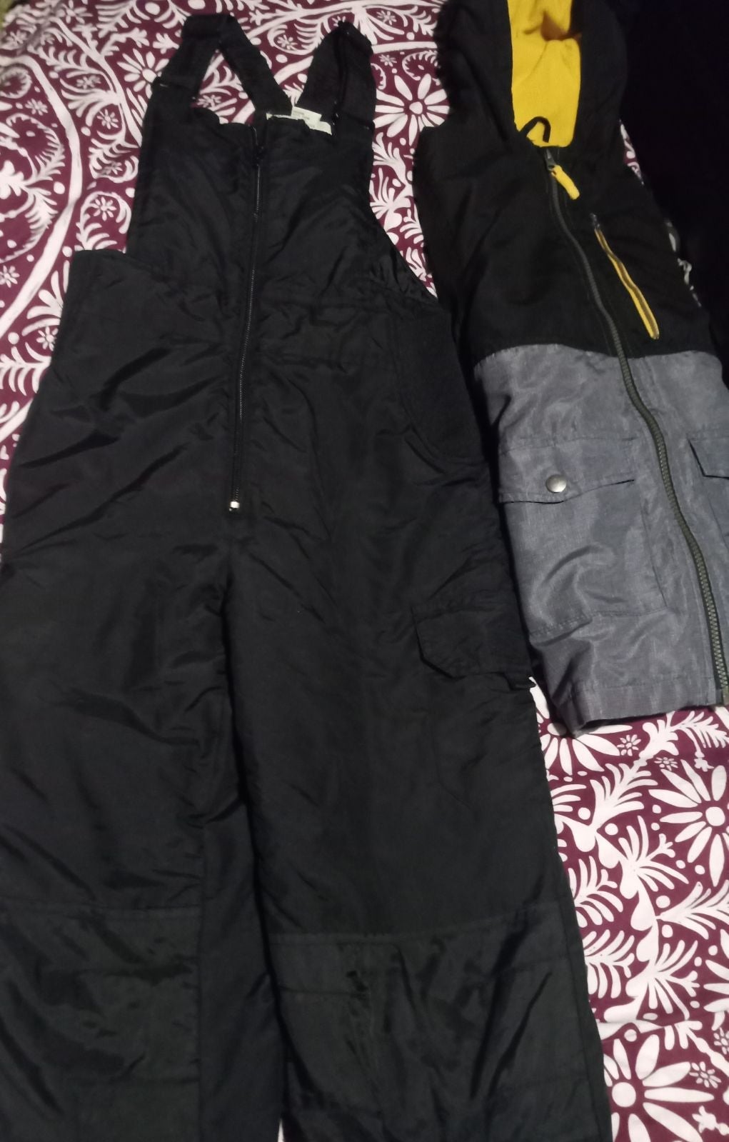 Gallery image 1 for Snow Pants+ Jacket, Boys Size 7