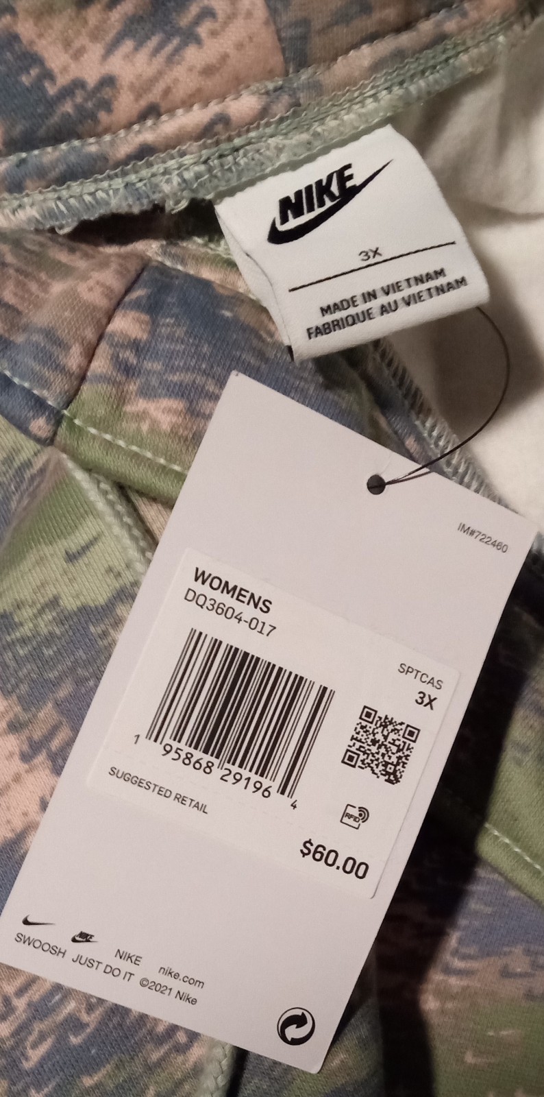 Gallery image 4 for Nike Sportswear Plus Size Women's Sweatpants, 3XL