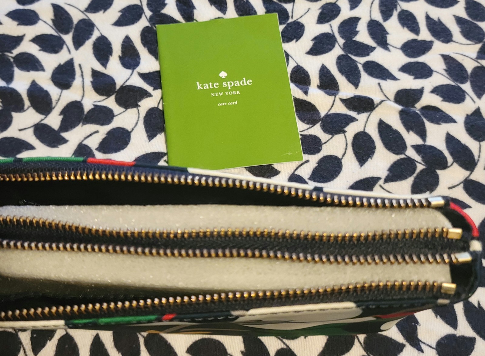 Gallery image 2 for Kate Spade New York Dawn Breezy Floral Wristlet