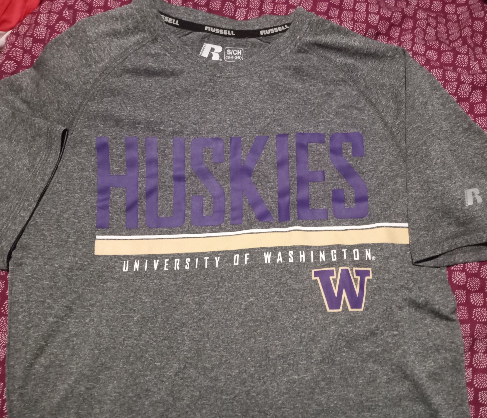 Gallery image 1 for UW Huskies T-Shirt, Adult Small