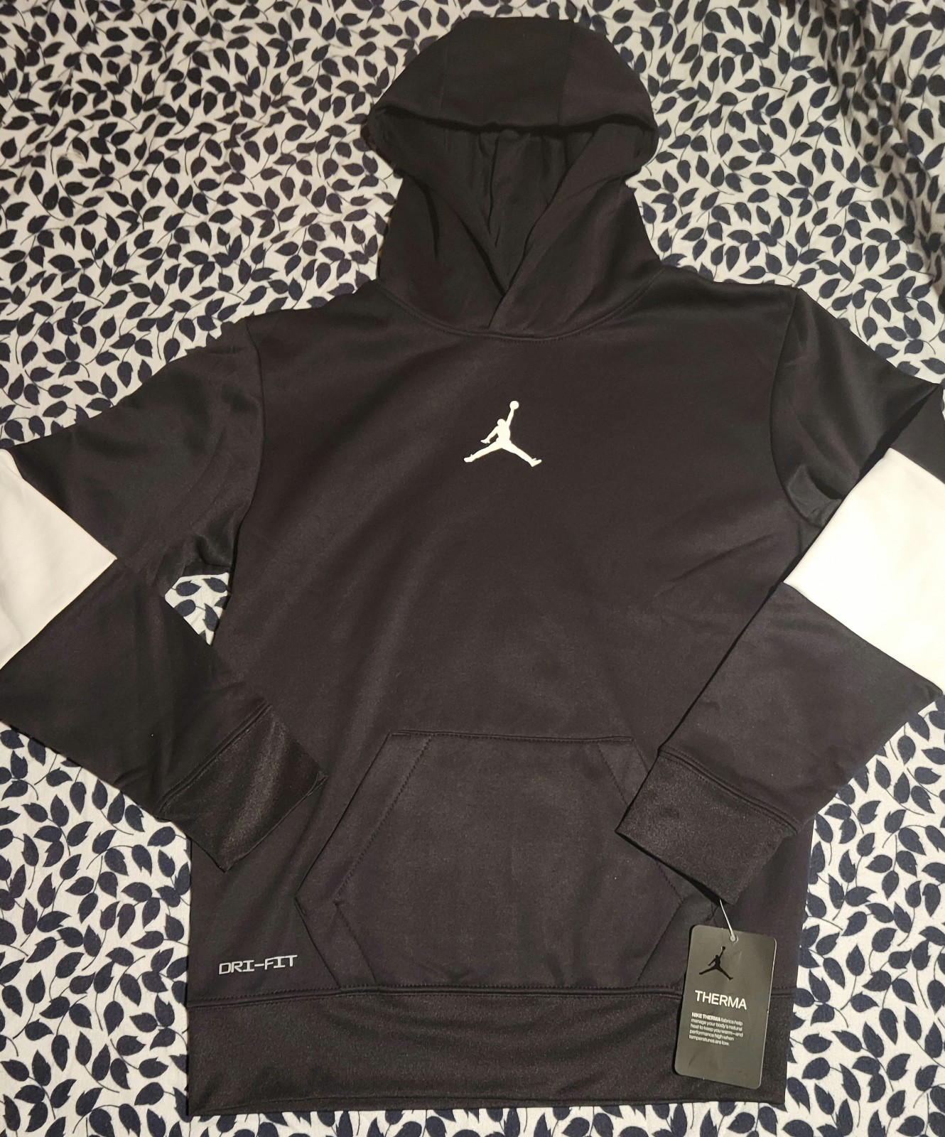 Jordan Hoodie Youth Size Large