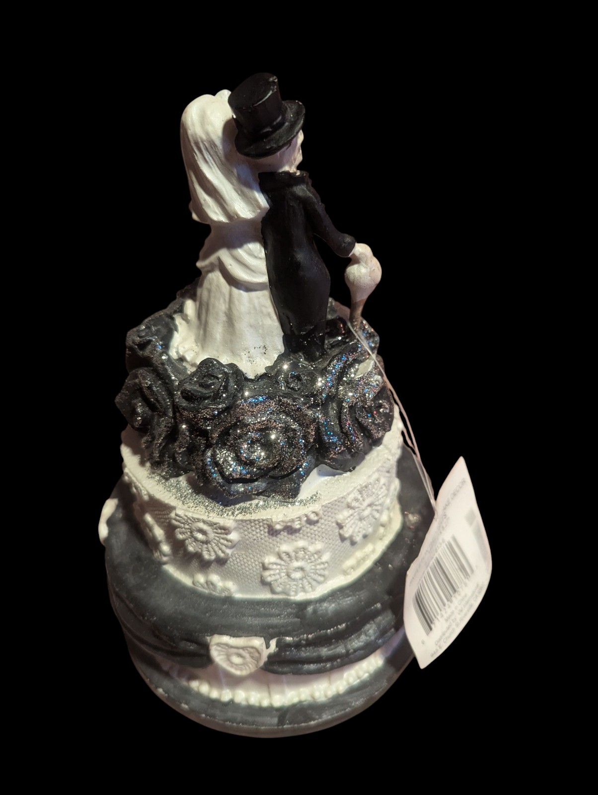 Gallery image 1 for Bride & Groom Skeleton Cake Topper