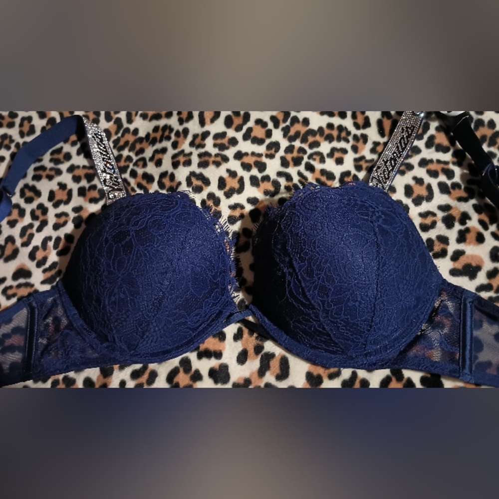 Gallery image 3 for Victoria's Secret Bombshell Push-Up & Garter Set