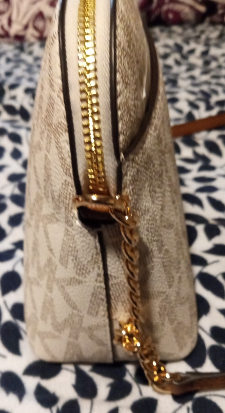 Gallery image 2 for Michael Kors Cindy Large Dome Crossbody