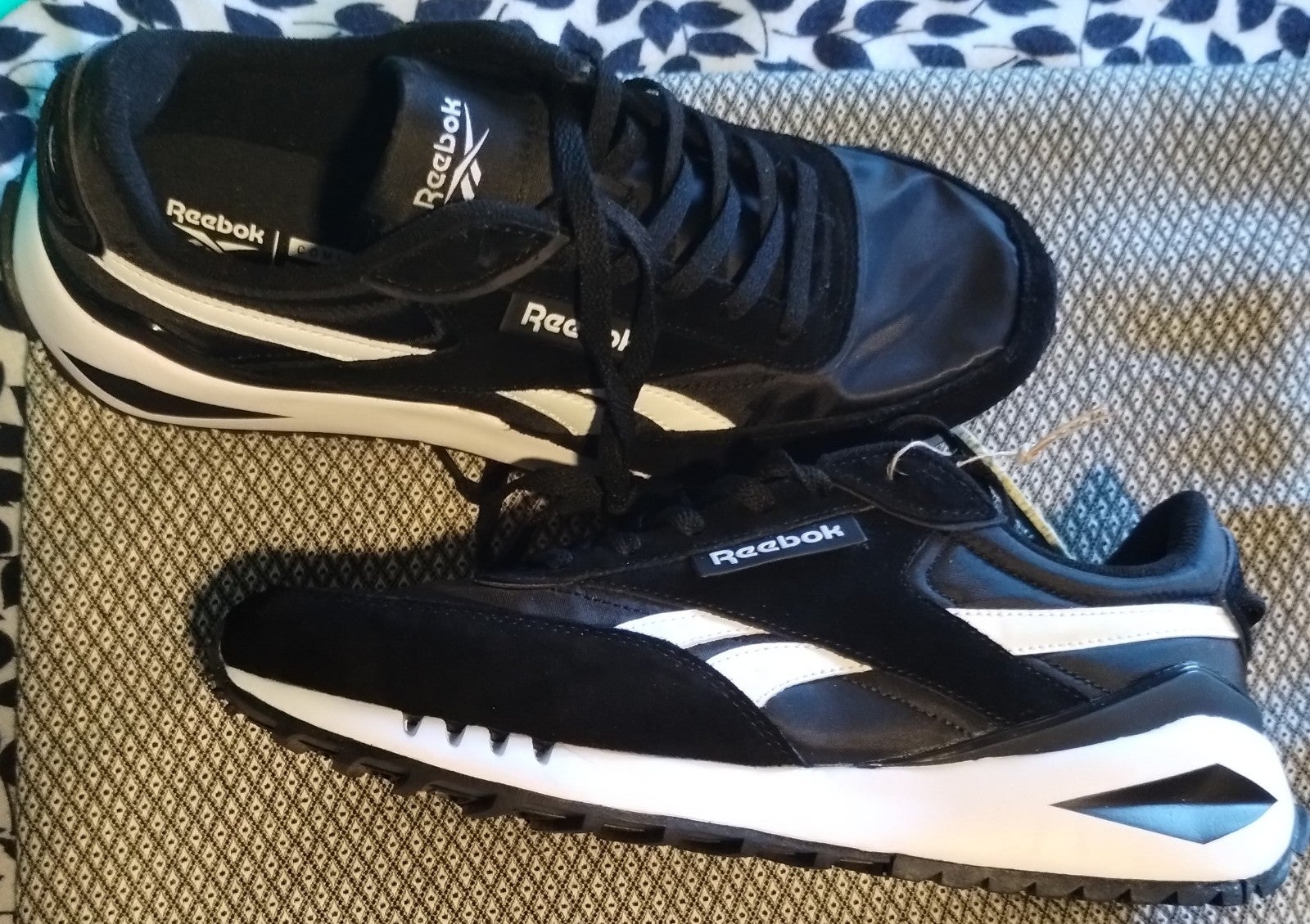 Gallery image 5 for Reebok Men's Galaxy 10 Shoes