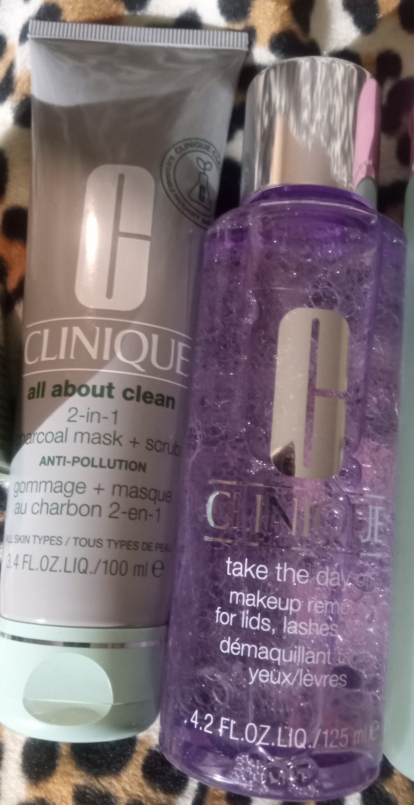 Gallery image 2 for Clinique Skincare Bundle