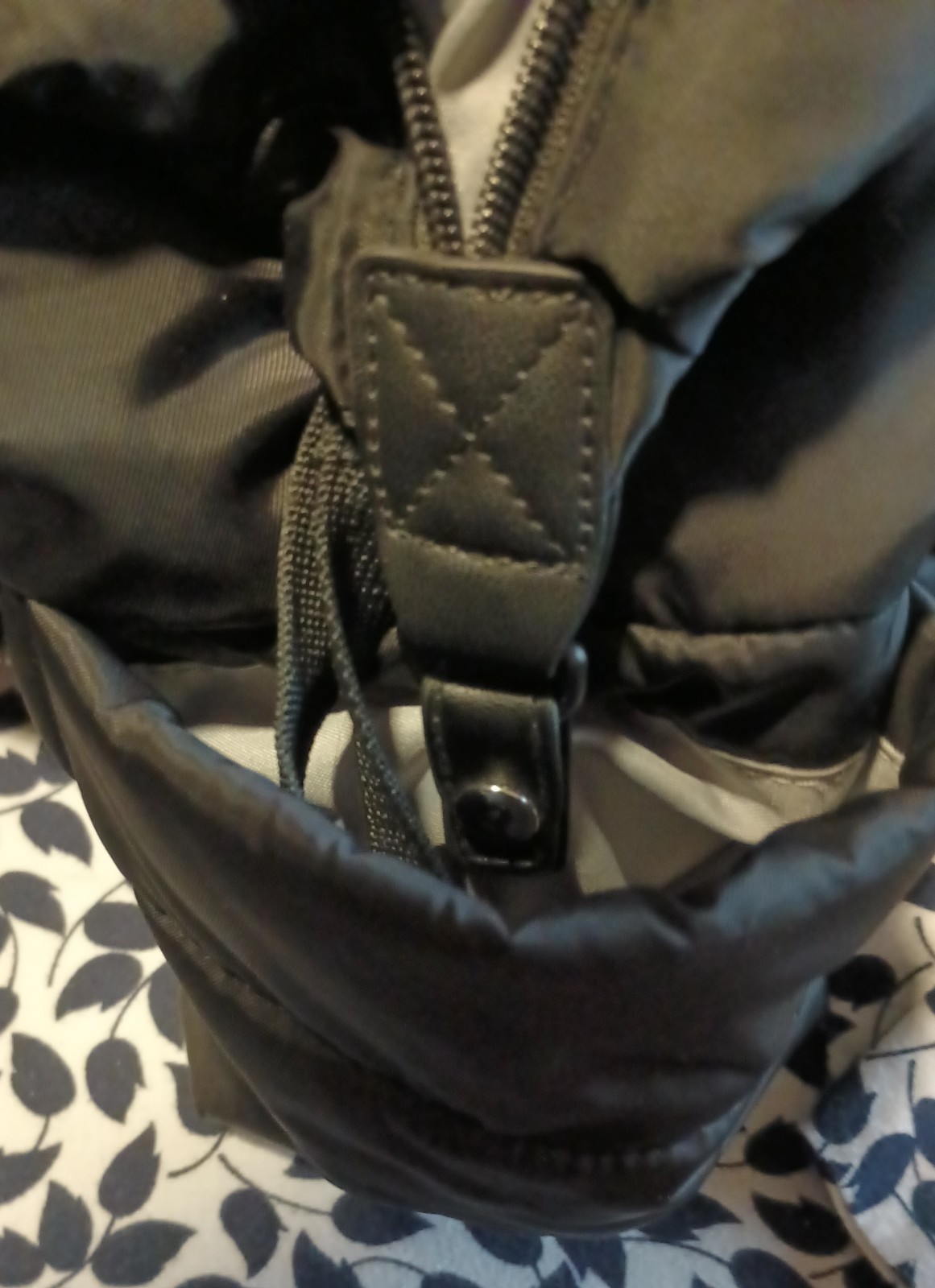 Gallery image 5 for Skip Hop Ultra Light Riverside Satchel/Diaper Bag