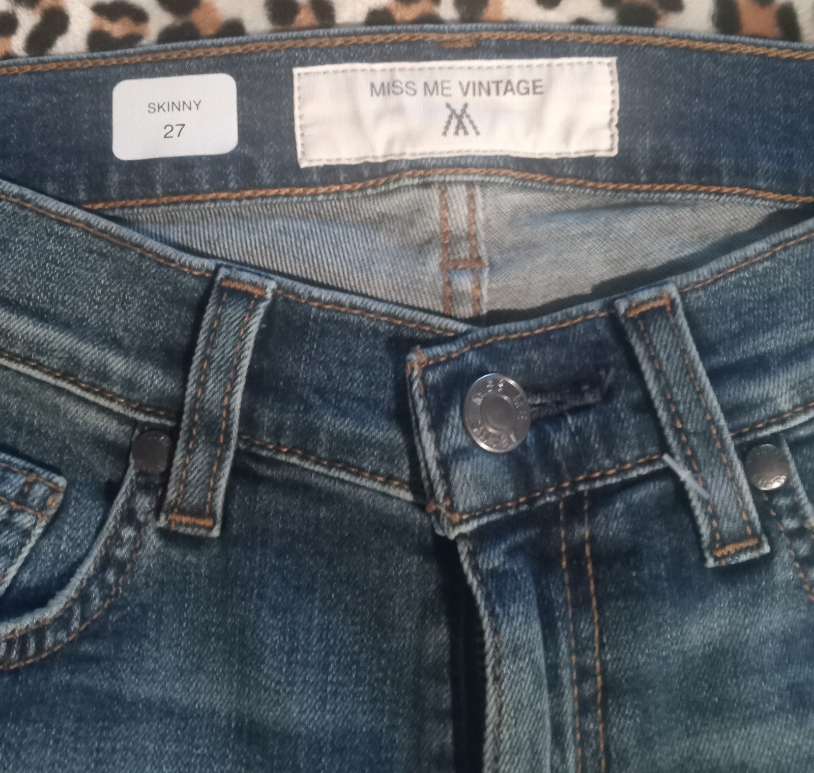Gallery image 4 for Miss Me vintage denim, 27
