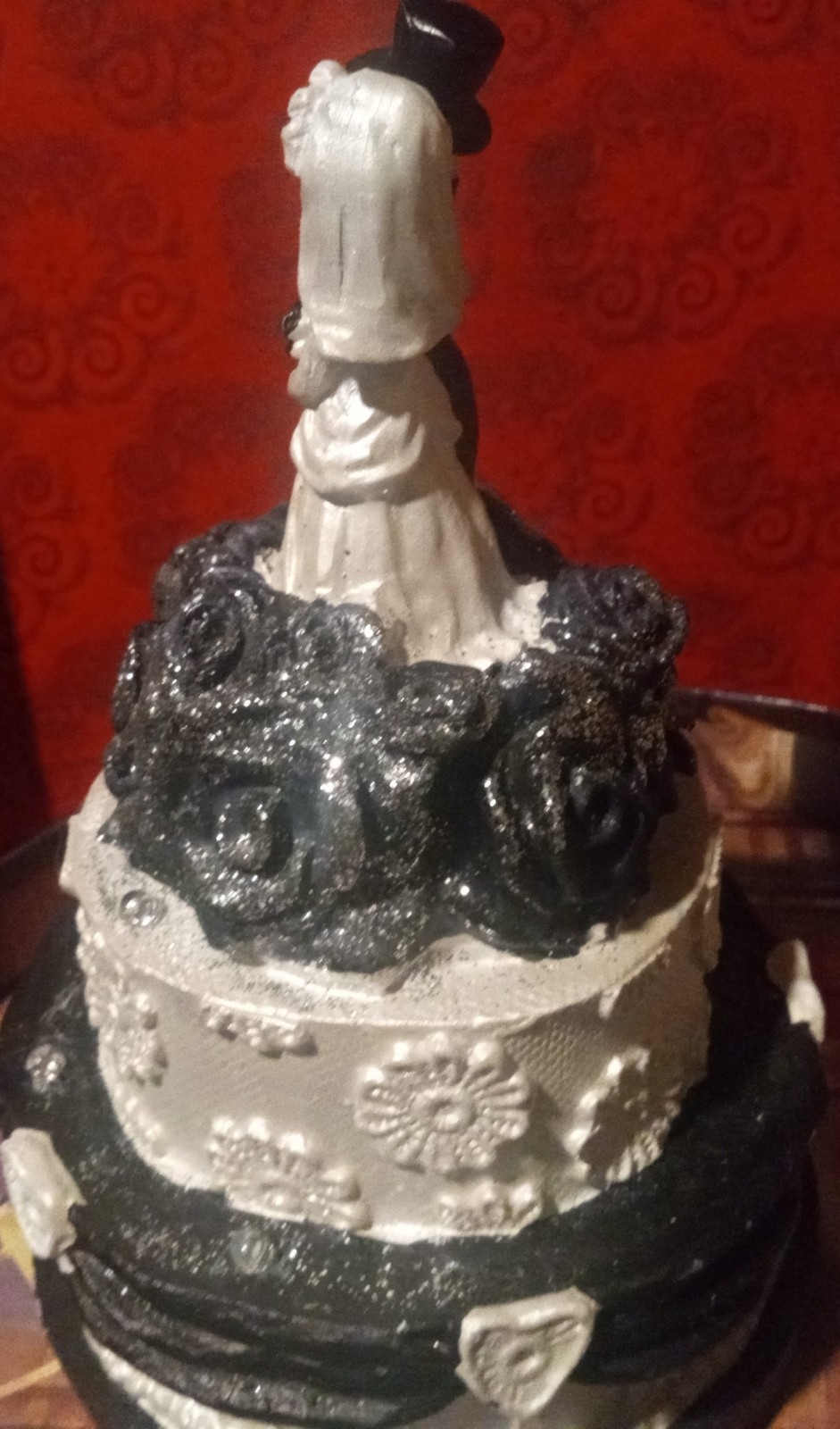 Gallery image 6 for Husband & Wife Skeleton Cake Topper