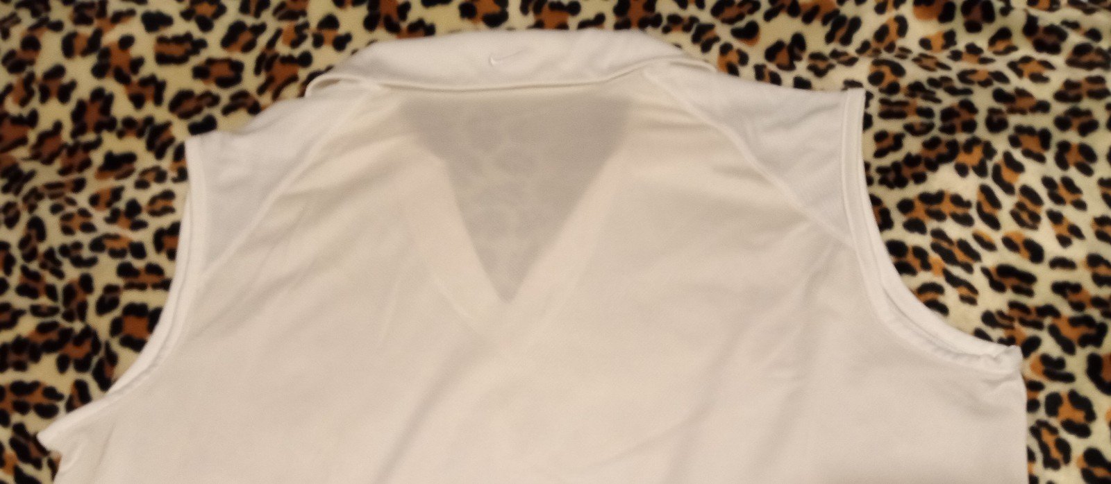 Gallery image 2 for Nike Tennis Shirt, Women's Medium