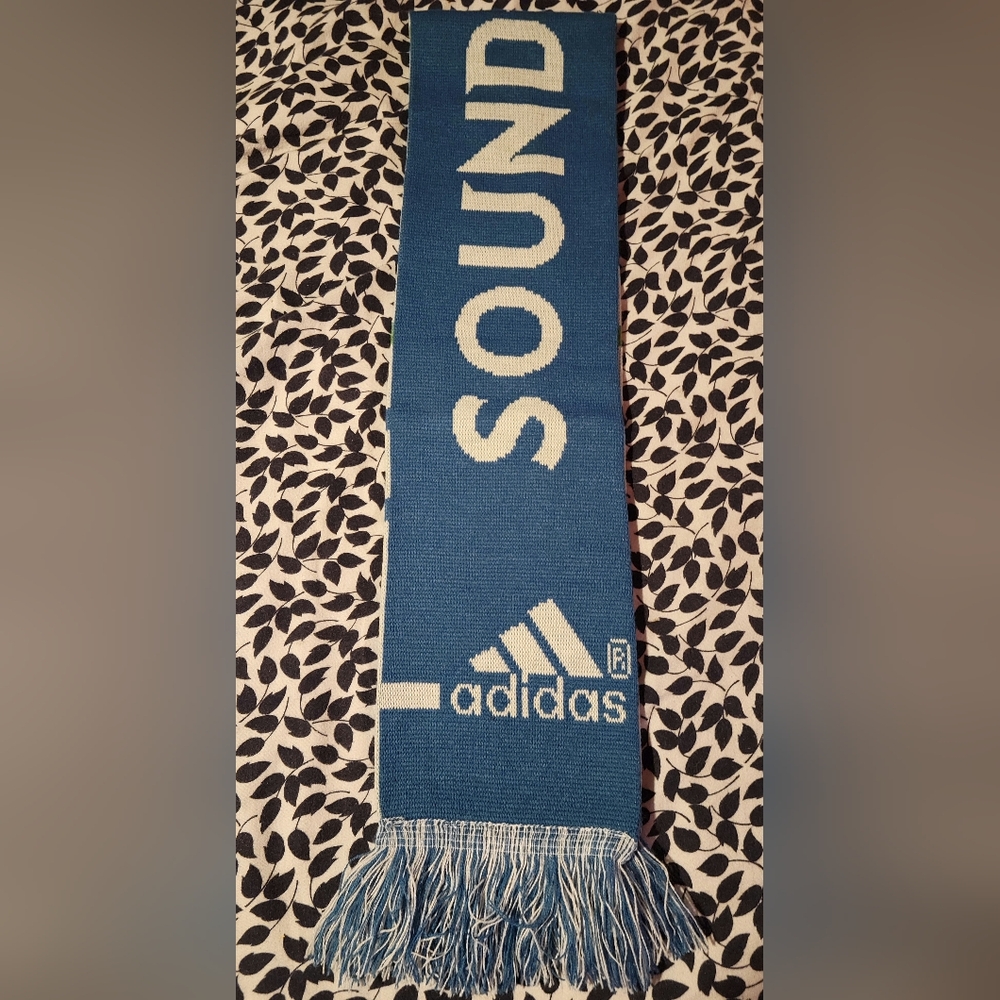 Gallery image 1 for Sports Scarf Seattle Sounders Soccer Scarf