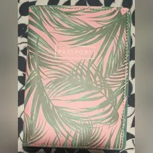 eccolo World Traveler Passport Holder