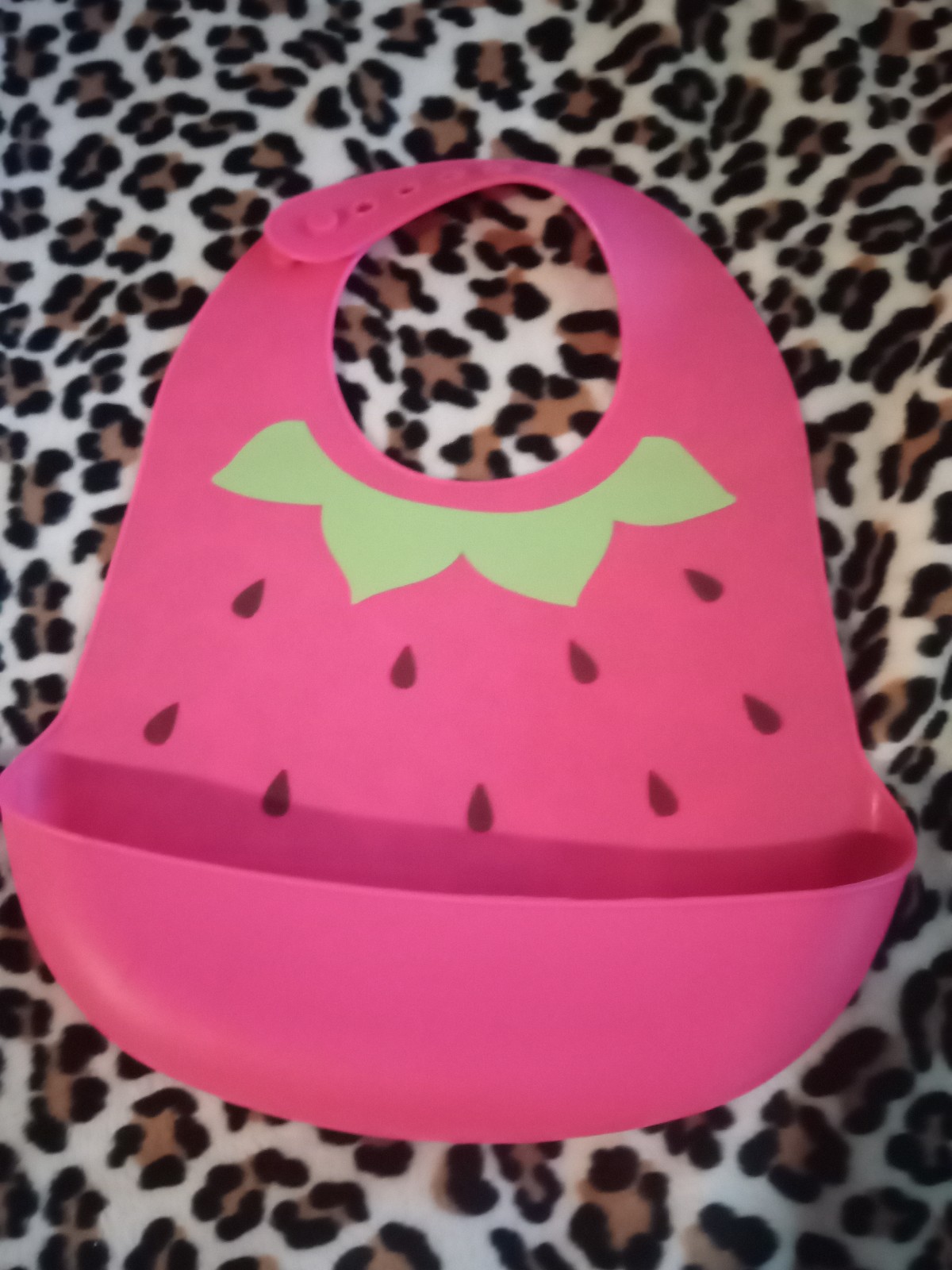 Gallery image 2 for UPWARD Baby Set of 2 Silicone Bibs
