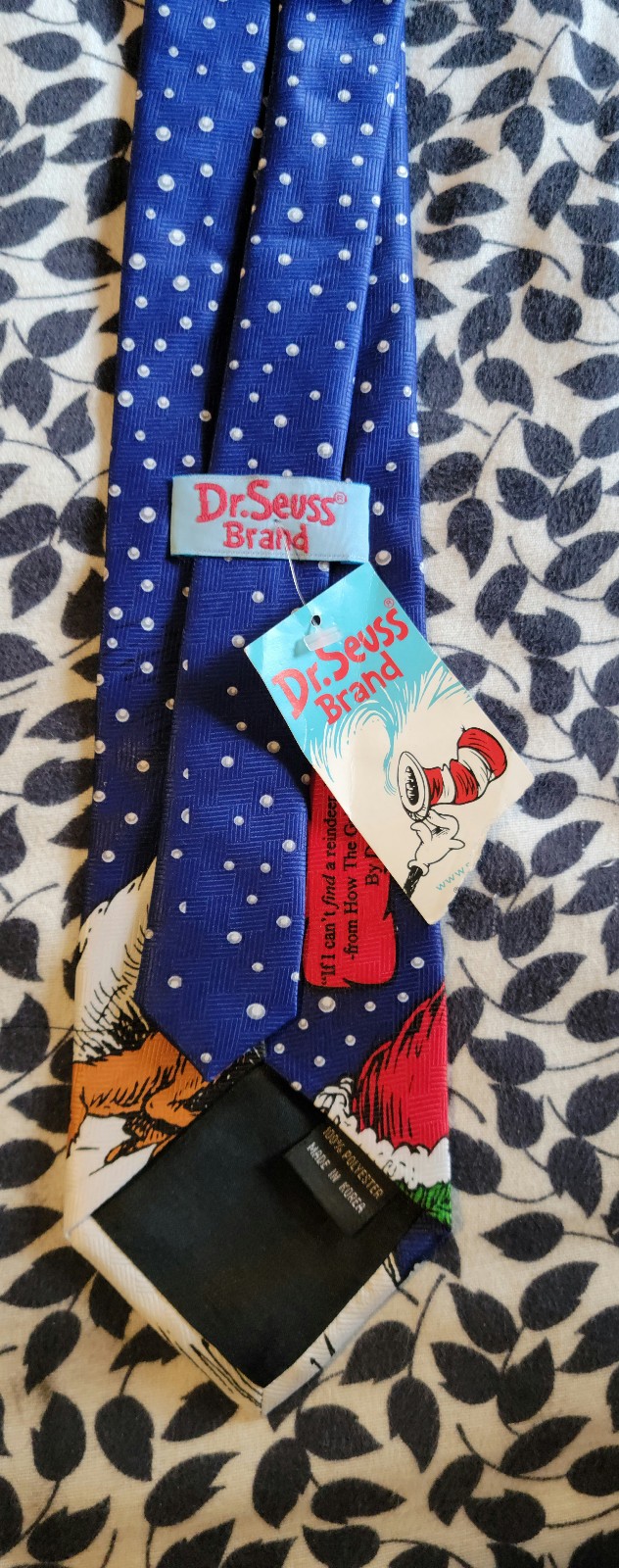Gallery image 2 for Dr. Seuss How the Grinch Stole Christmas Men's Tie