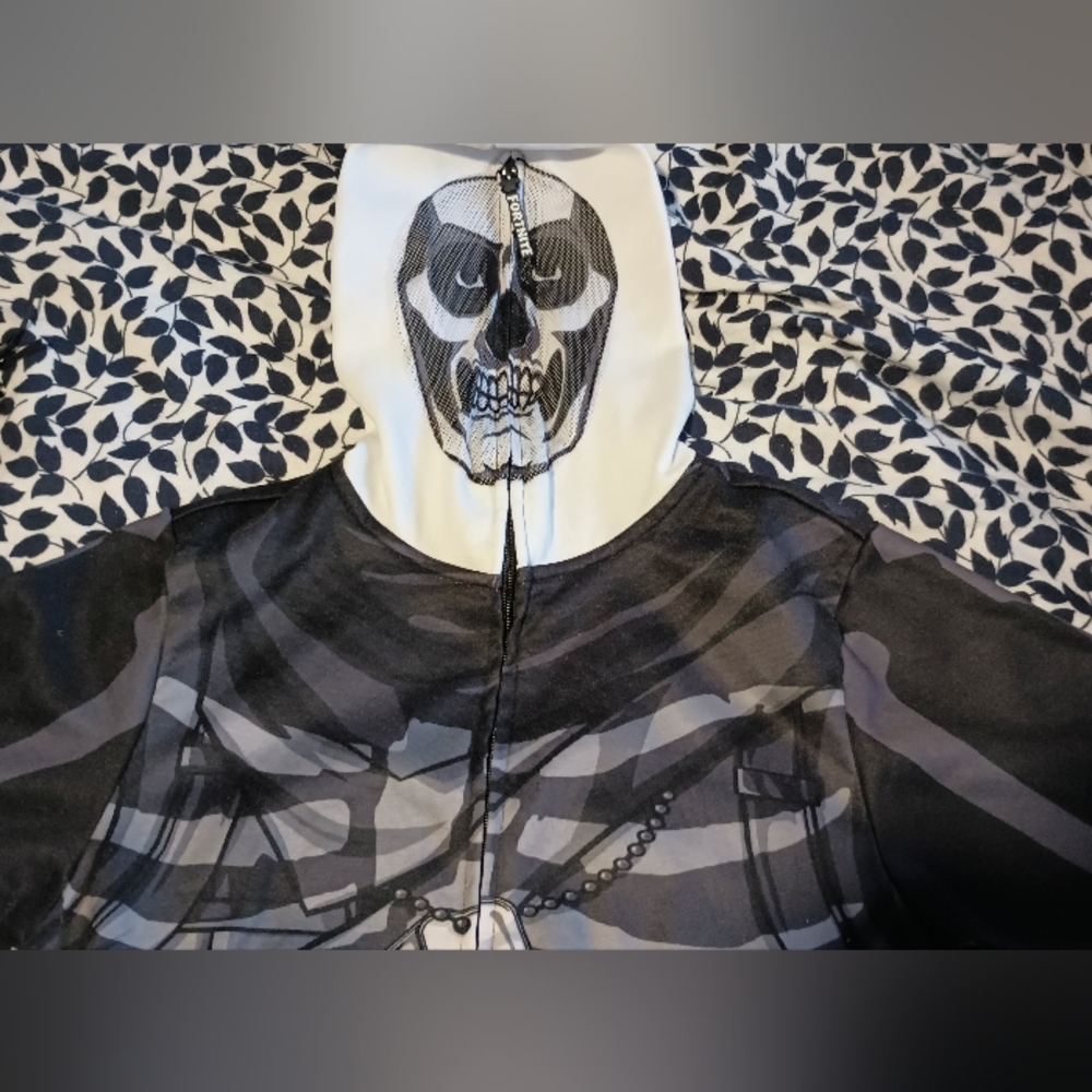 Gallery image 1 for Fortnite Hoodie, Youth Large
