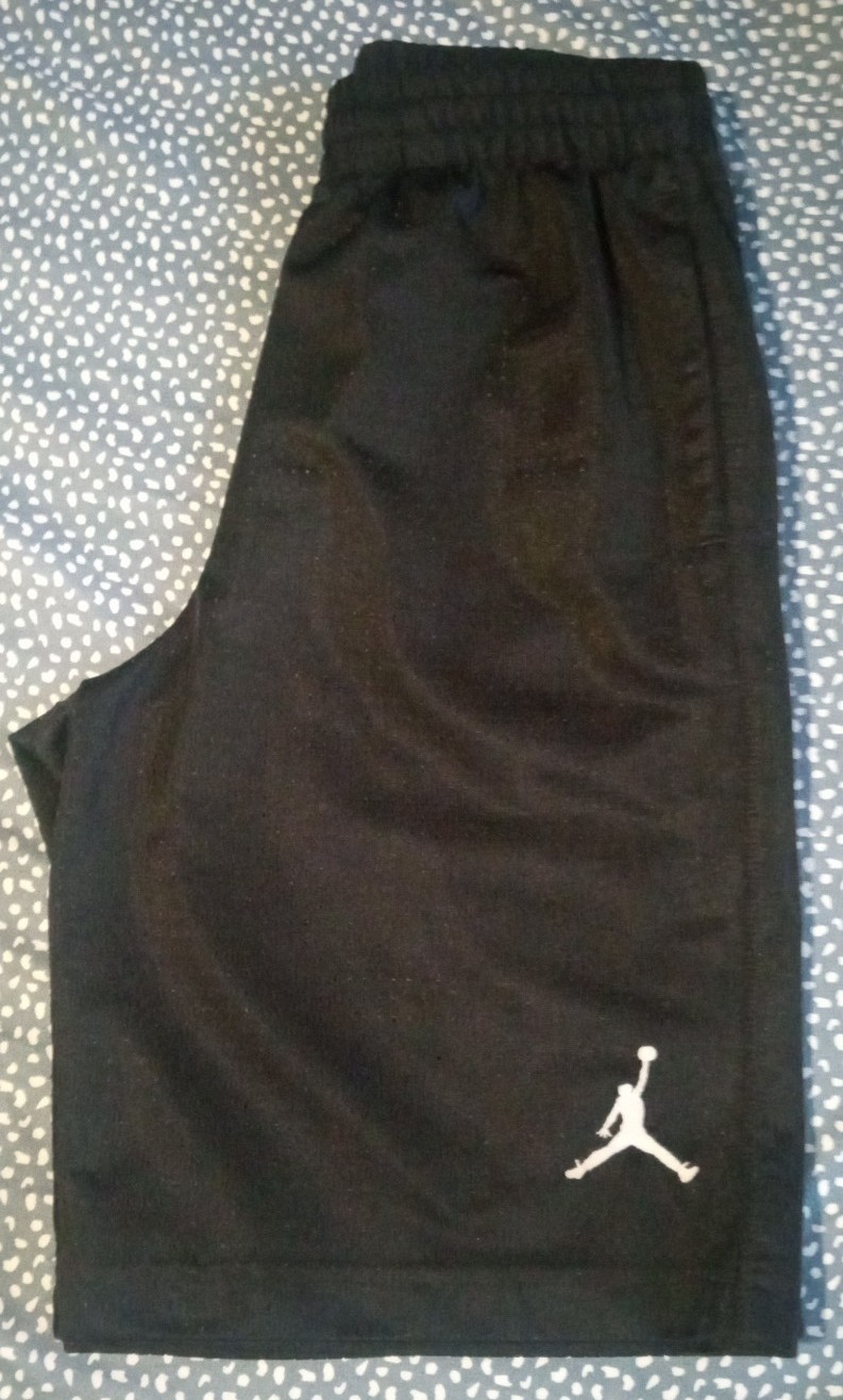 Gallery image 2 for Nike Boys Clothing Bundle, Size Large