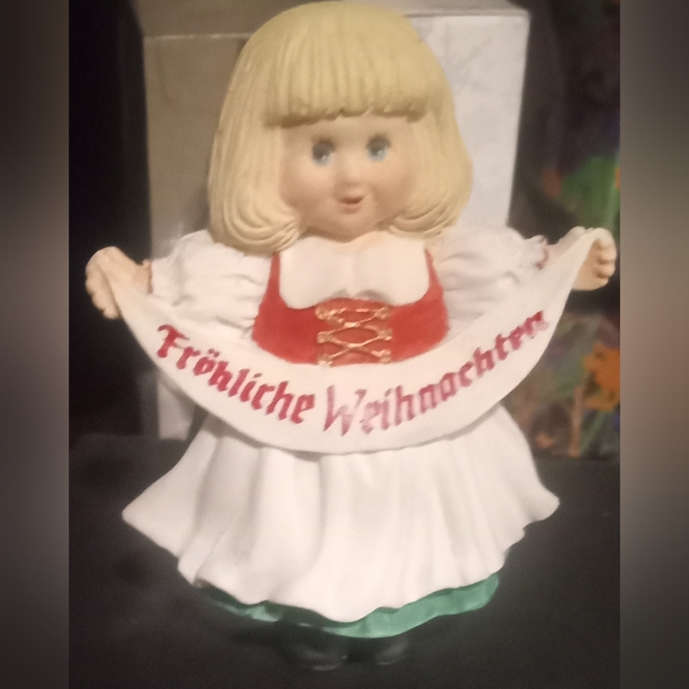 Gallery image 2 for Hallmark Holiday Figurine, 1990