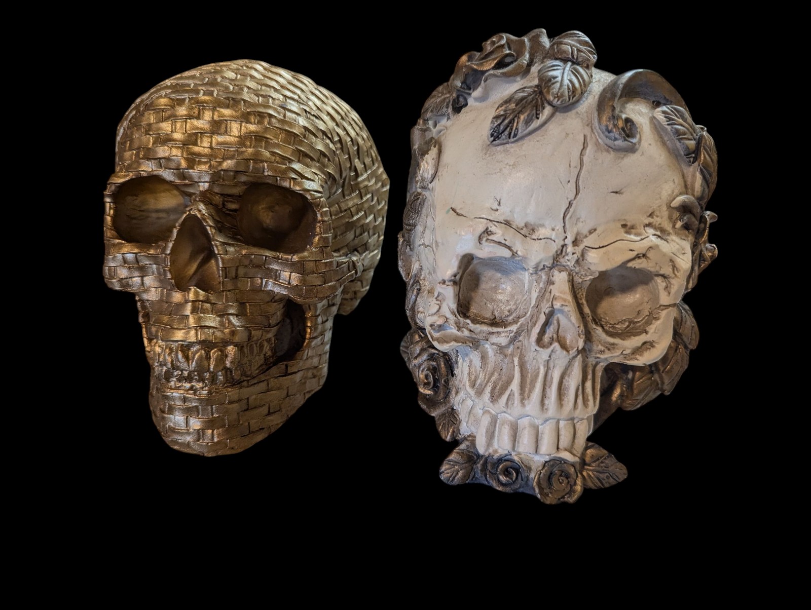 Halloween Decor Set of Decorative Skulls