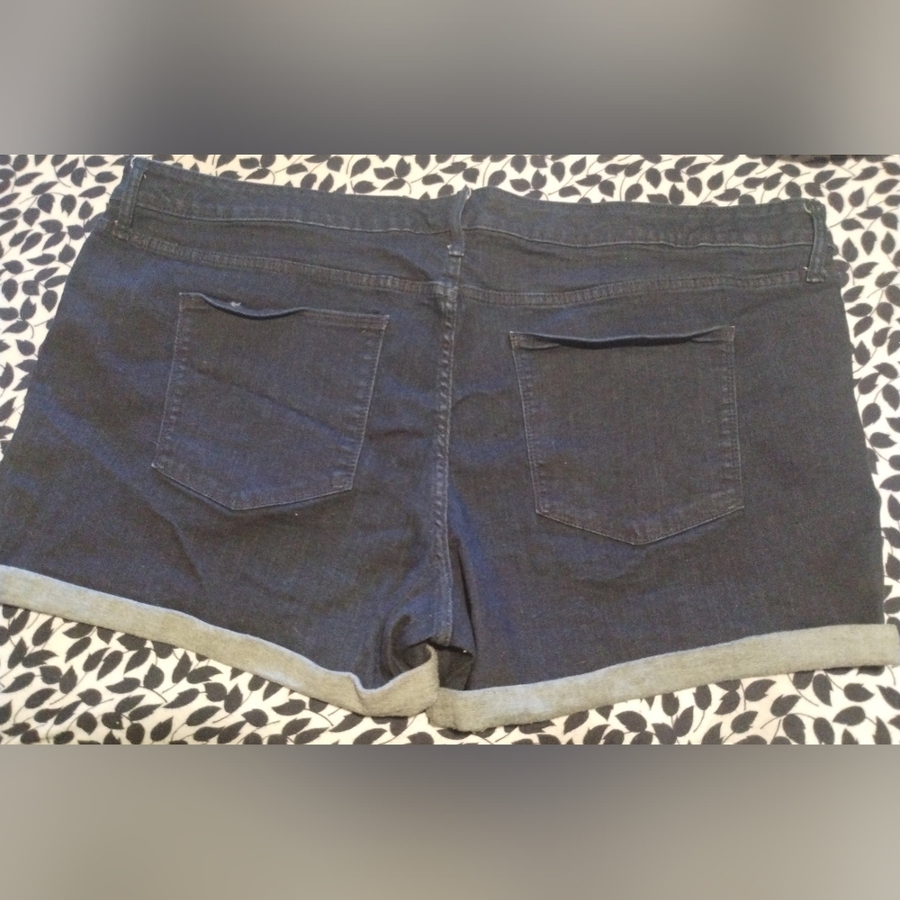 Gallery image 1 for Universal Thread Plus Size Denim Shorts, Size 26W