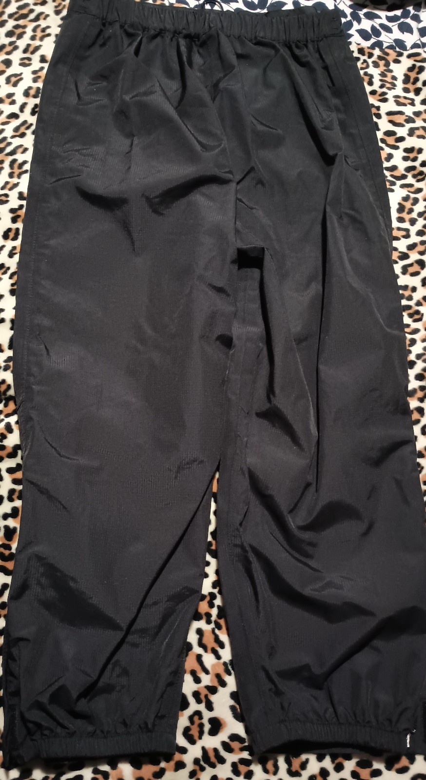 Gallery image 2 for Molehill Mt Equipment Rain Pant, Youth 6/7