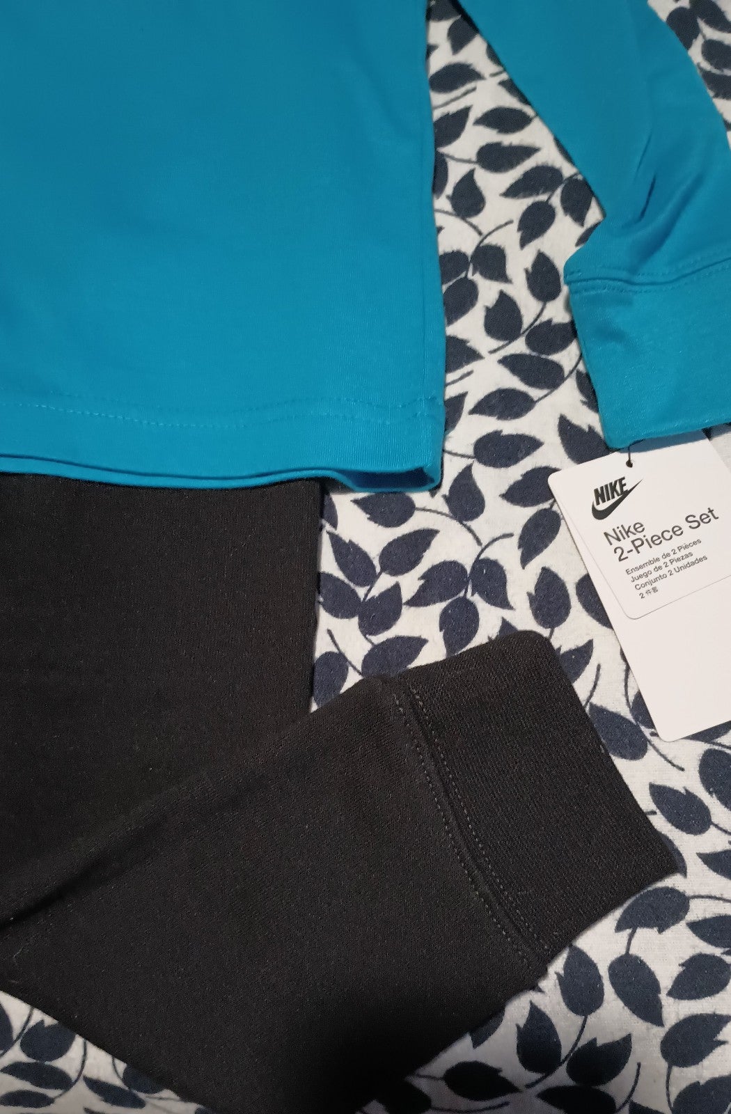 Gallery image 3 for Nike 2-Piece Matching Set, Boy's 4