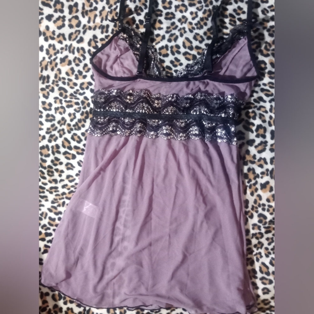 Gallery image 1 for Nightie- Shortie in Size Small or 4/6