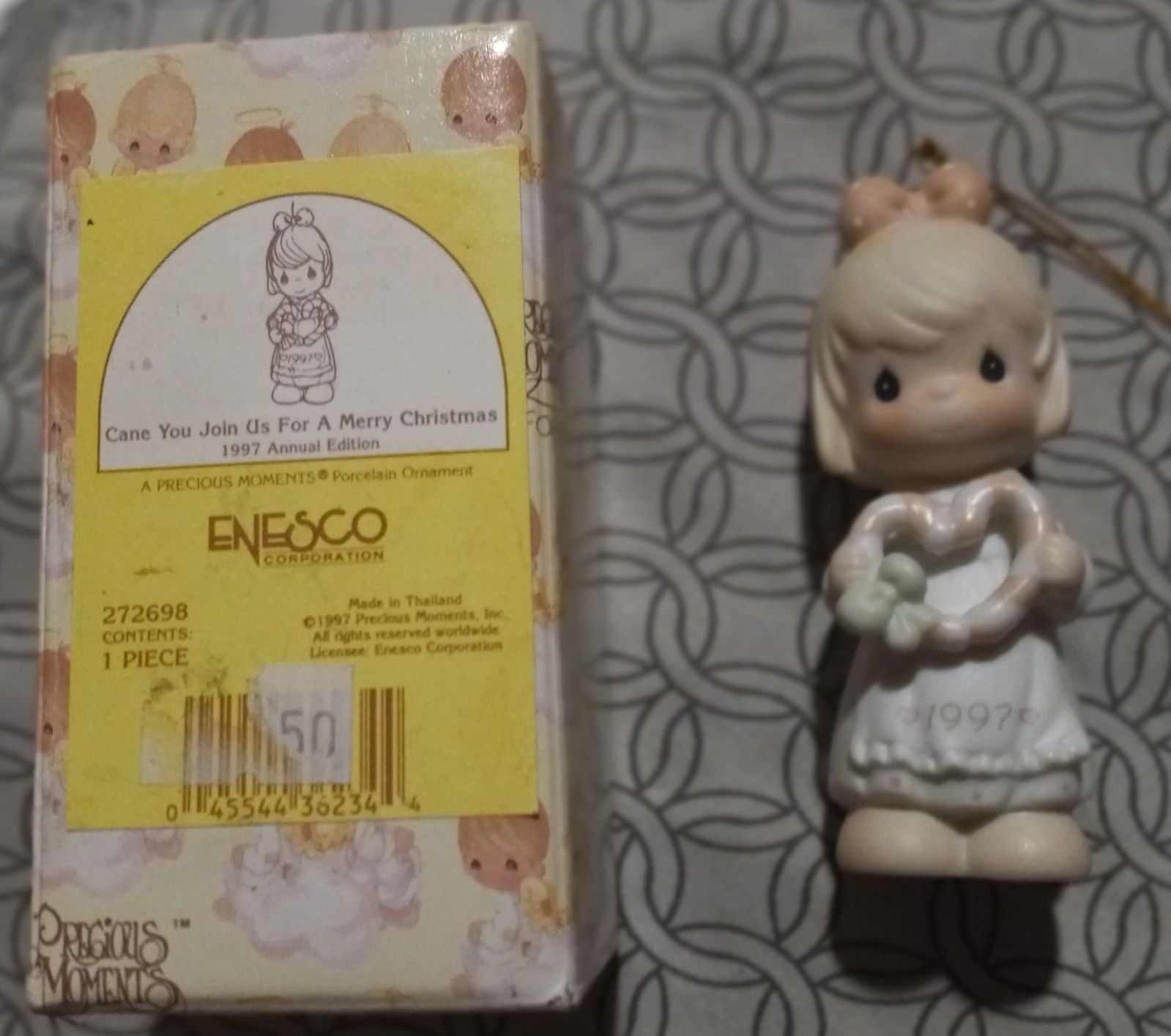 2 Precious Moments Ornament Set