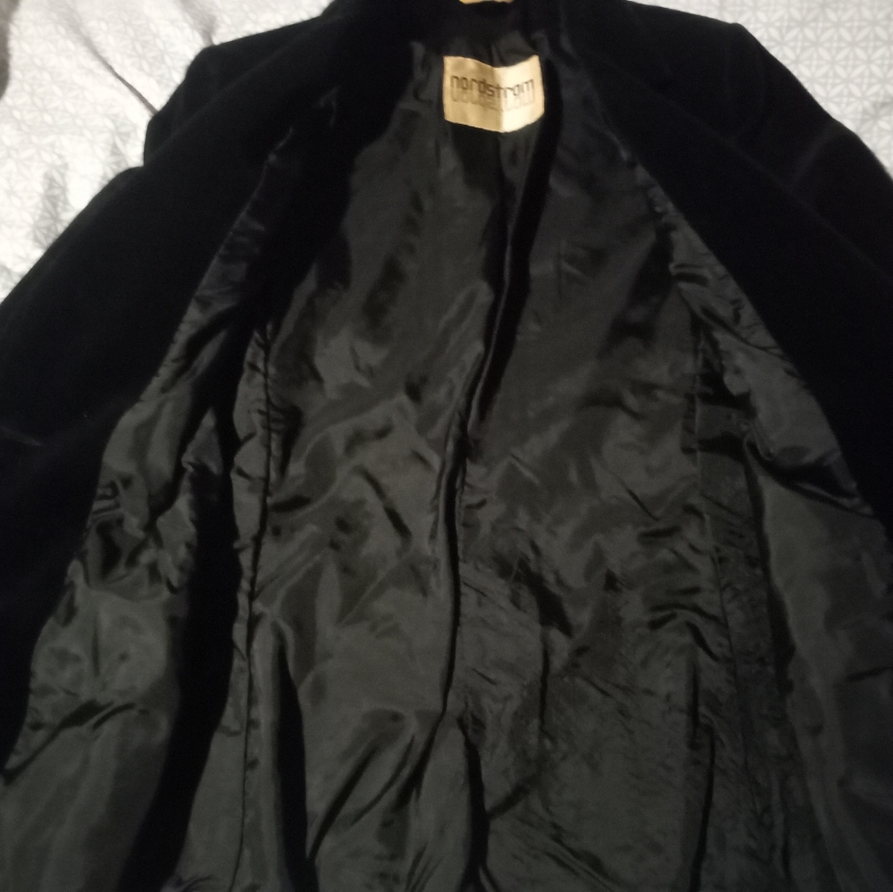 Gallery image 3 for Vintage Nordstrom Velvet Blazer, Women's 8