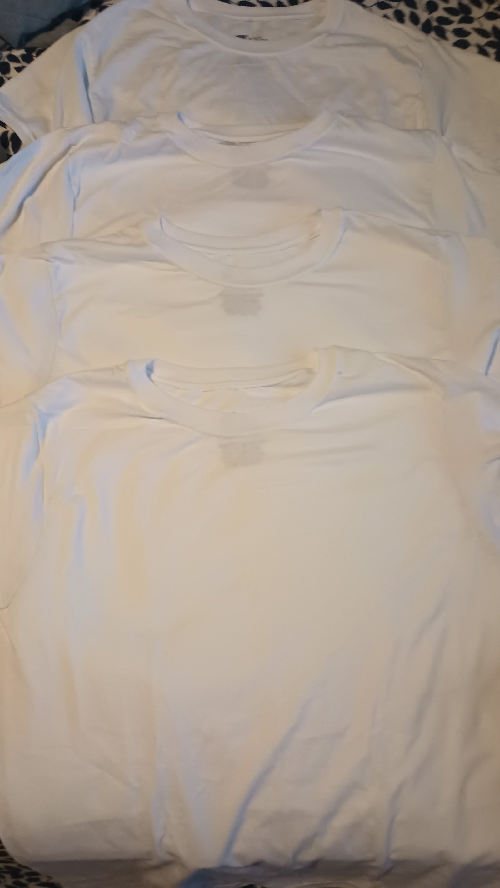 Hanes 4 White Tees, Youth Size XL