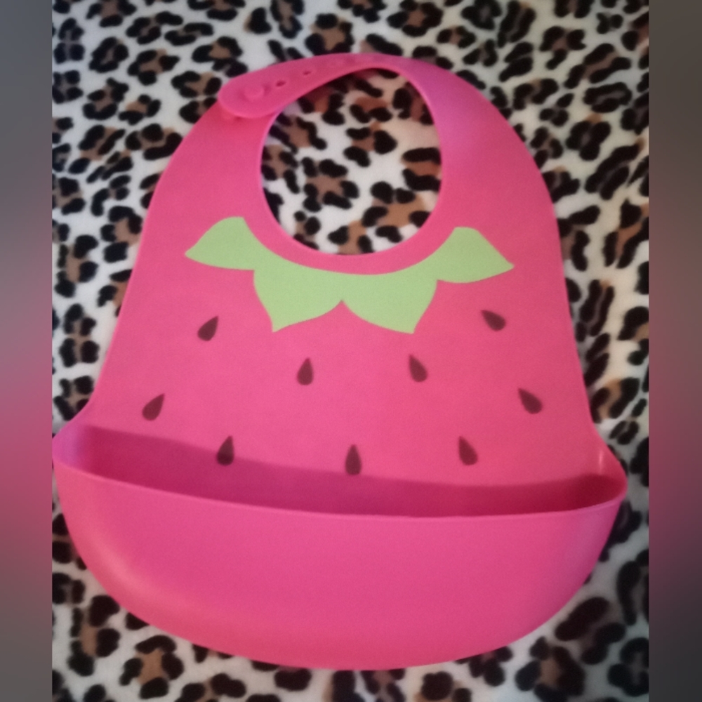 Gallery image 1 for UPWARD Baby Set of 2 Silicone Bibs