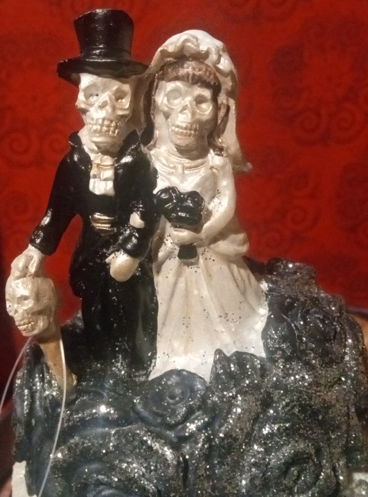 Husband & Wife Skeleton Cake Topper