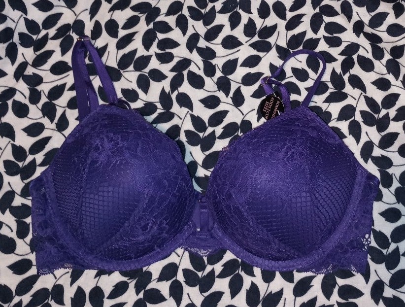 Gallery image 2 for Victoria's Secret Bra Bundle, 32C