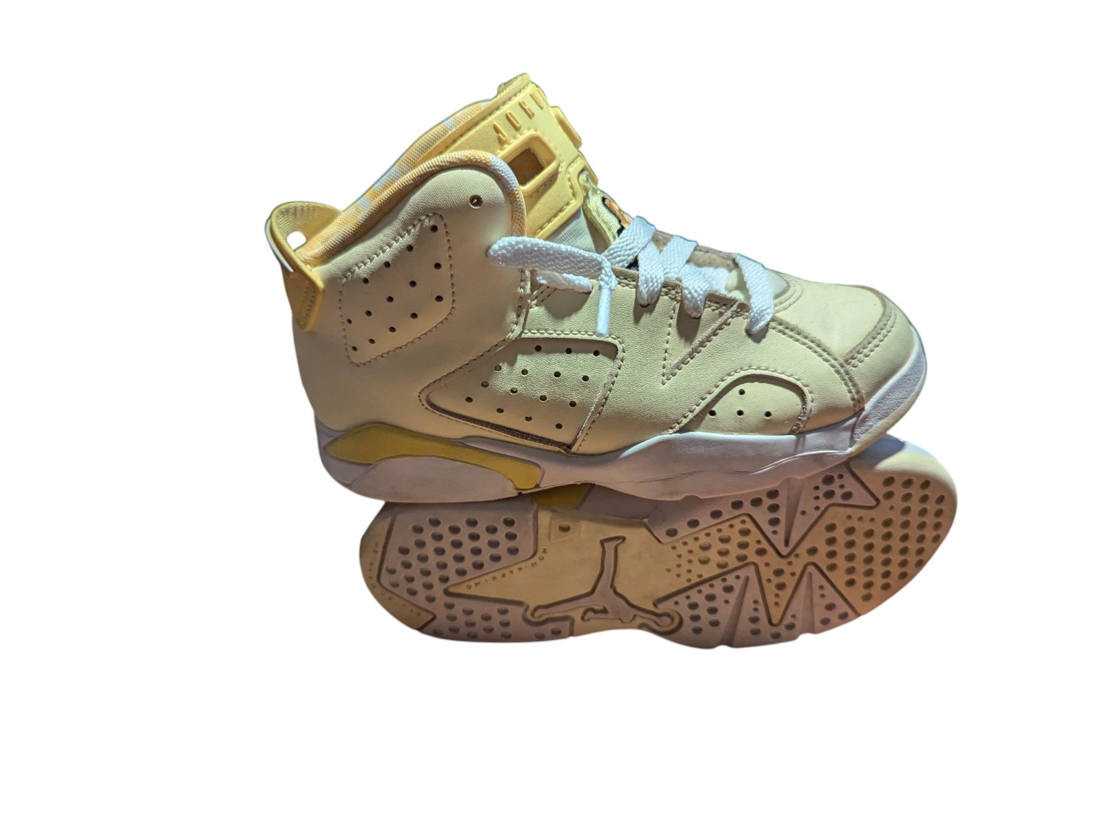 Jordan 6 Retro Dynamic Yellow Floral Sneakers